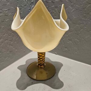 Art Glass Yellow Handkerchief Vase Pedestal Candy Dish 9"x6"